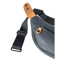 a/u by aunts & unclesIchikawa