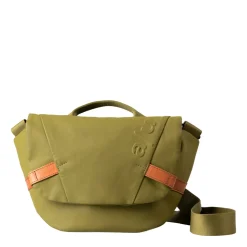 a/u by aunts & unclesKazo