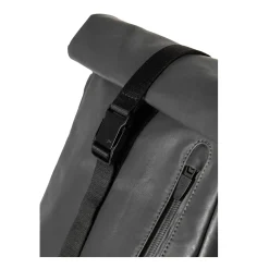 a/u by aunts & unclesKuji RE