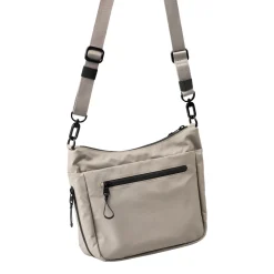 a/u by aunts & unclesNanuki RE LITE