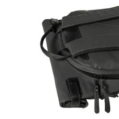 a/u by aunts & unclesOsaka