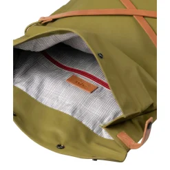 a/u by aunts & unclesOsaka