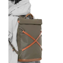 a/u by aunts & unclesOsaka