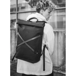 a/u by aunts & unclesOsaka