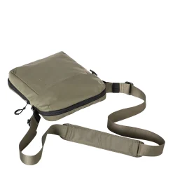 a/u by aunts & unclesOyabe RE