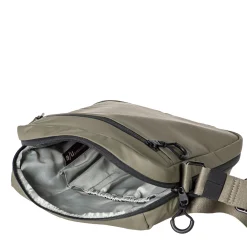 a/u by aunts & unclesOyabe RE