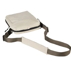 a/u by aunts & unclesOyabe RE