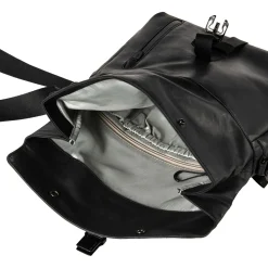 a/u by aunts & unclesSeki RE