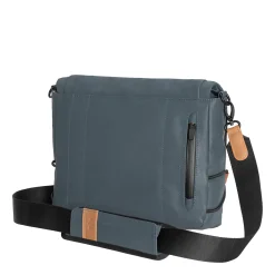 a/u by aunts & unclesSendai