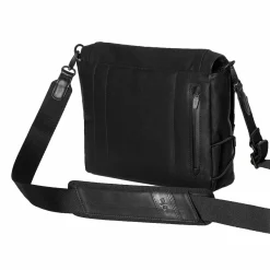 a/u by aunts & unclesSendai