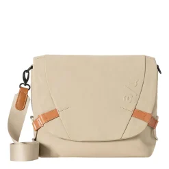 a/u by aunts & unclesSendai