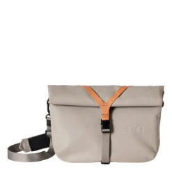 a/u by aunts & unclesTakahashi RE