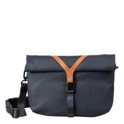 a/u by aunts & unclesTakahashi RE