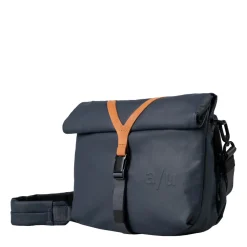 a/u by aunts & unclesTakahashi RE