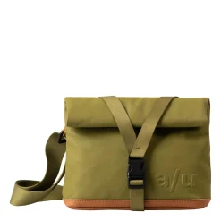 a/u by aunts & unclesTsu