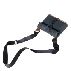 a/u by aunts & unclesTsu