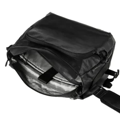 a/u by aunts & unclesYamakuni RE