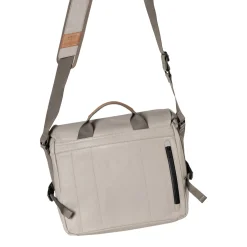 a/u by aunts & unclesYamakuni RE