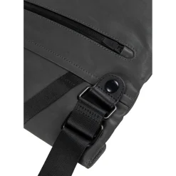 a/u by aunts & unclesYao