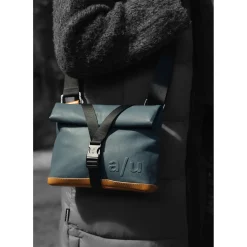 a/u by aunts & unclesYao