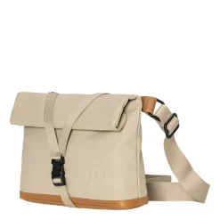 a/u by aunts & unclesYao