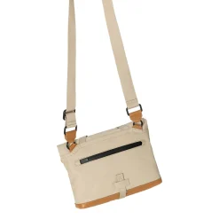 a/u by aunts & unclesYao