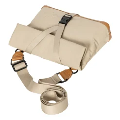 a/u by aunts & unclesYao