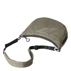 a/u by aunts & unclesYoshii RE