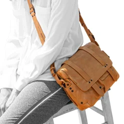 aunts & unclesMiss Applepie