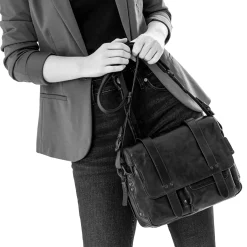 aunts & unclesMiss Applepie