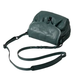 aunts & unclesMrs. Coconut Cake