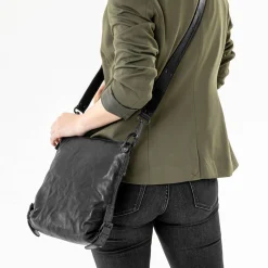 aunts & unclesMrs. Raisin Cookie