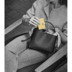 SecridMiniwallet Pebble