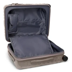 TUMI19 DEGREE Continental Expandable 4 Wheel Carry-On