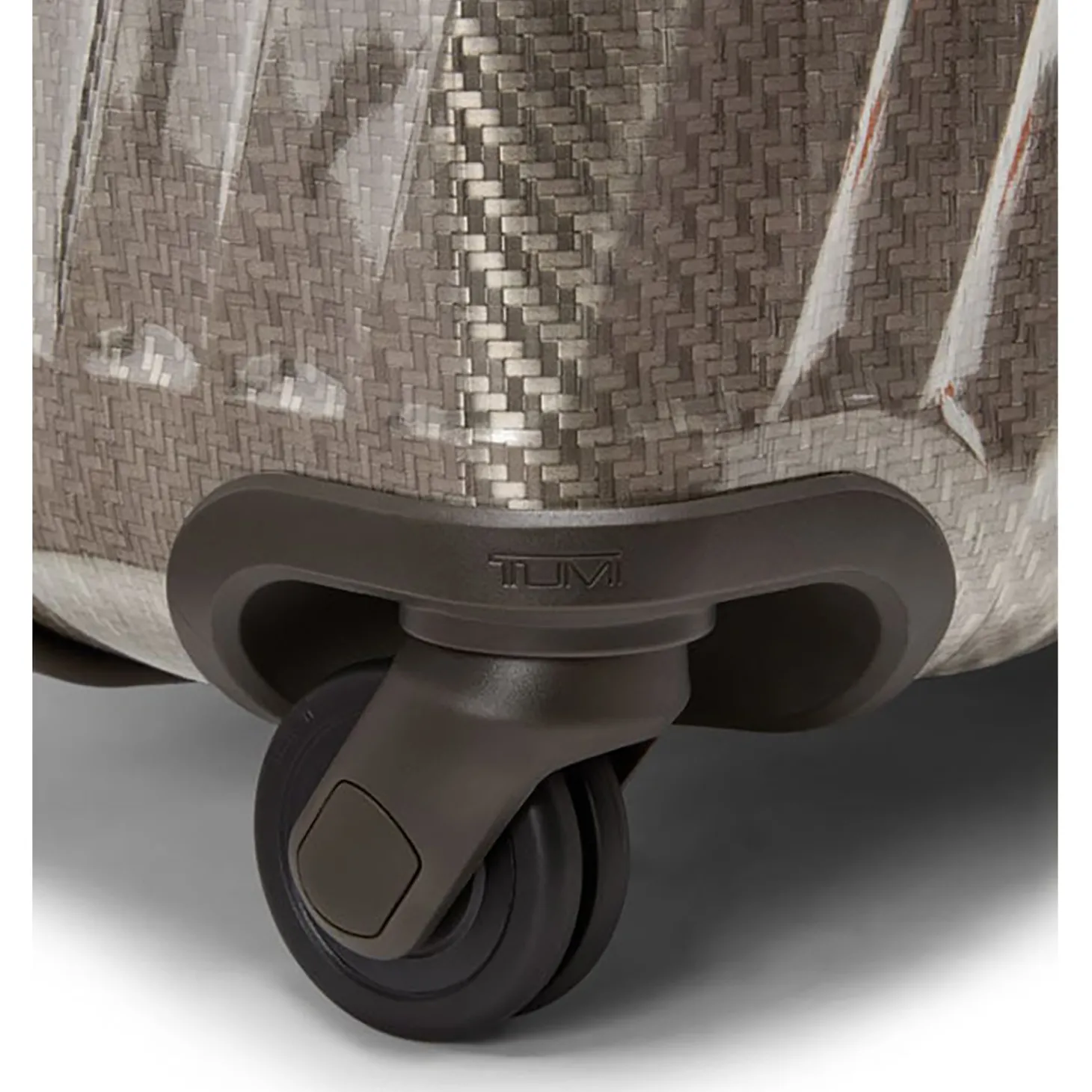 TUMI19 DEGREE LITE Extended Trip P/C