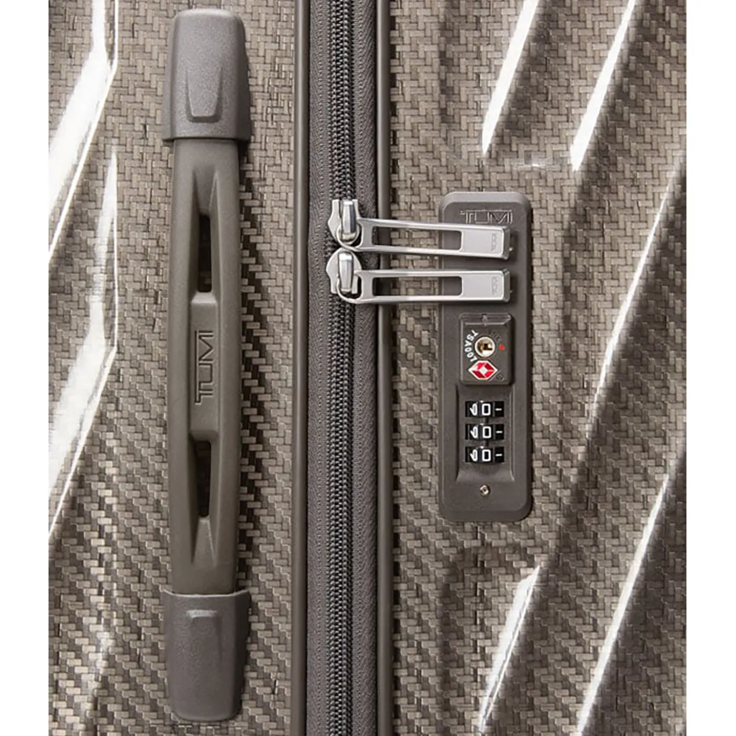 TUMI19 DEGREE LITE Extended Trip P/C